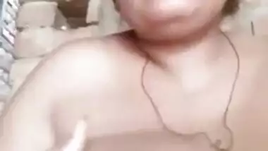 Desi huge boobs 