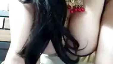 Desi Lover Kissing Hot Pussy