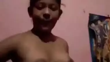 Cute Desi Girl Nude Show