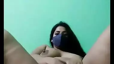 Desi hot masked girl fingering