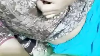 indian girl masturbating on live