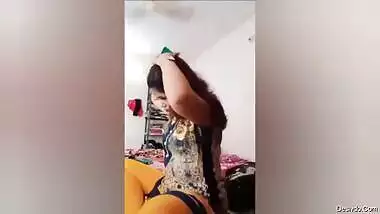 desi girl getting ready for fuck