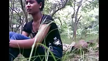 Desi lovers trying out in forest