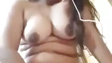 Desi College Cute Babe Showing to Lover on Video Call
