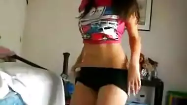 SEXY DESI GIRL DANCING IN HER BEDROOM