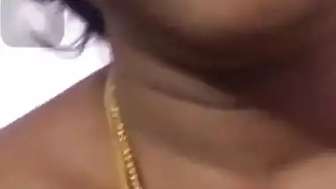 Tamil Wife Showing boobs and Pussy