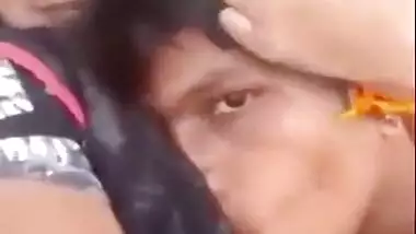 Srilanka girl boob sucking by BF