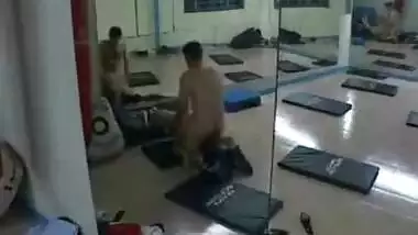 Desi hot wife seduced by muscular gym instructor and riding him in gym