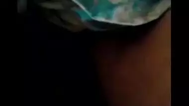 Orissa desi girlfriend gives a sensual blowjob before sex