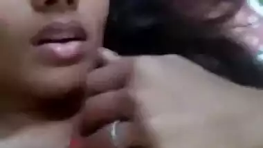 Horny Indian Girl Masturbating Video