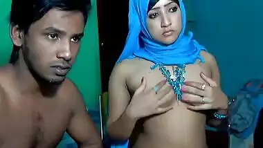 Married Srilankan Couple - Movies. video2porn2