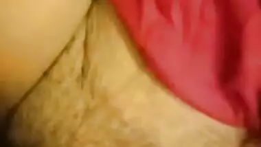 Boyfriend and the Indian girl in red dress practice sex on camera