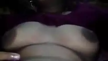 Village aunty gets exposed and fondled