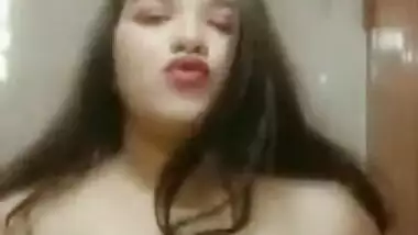 Bangladeshi Super Sexy Girl With Bangla Talk ( Dekh Dud Gula Koto Boro Hoise )