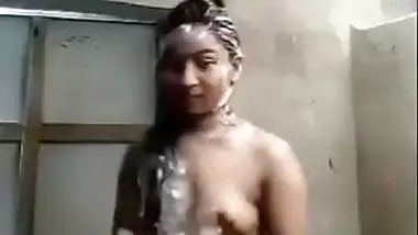 Unseen Desi Nude Bathroom Selfie