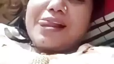 Lecherous Bangladeshi wife reveals her Desi XXX tits on video call