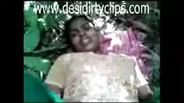Village girl exposing outdoor free porn sex with lover
