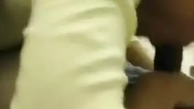 Desi College Babe Giving blowjob clip