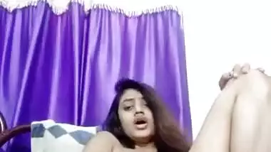 Today Exclusive- Horny Desi Girl Showing Her Boobs And Masturbating Part 2