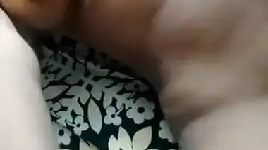 Sexy Desi Girl Showing Her Boobs and Fingering