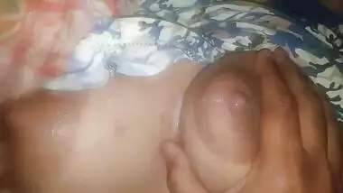 Anita bhabhi milk lacttating boobs
