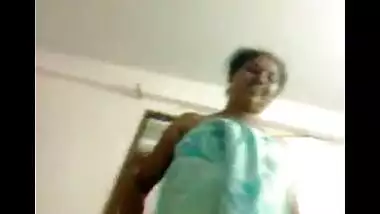 Indian office sex video of mallu aunty with boss