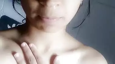 Cute Desi booby girl selfie MMS video