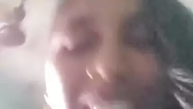 Shy village bhabhi showing bald pussy viral clip