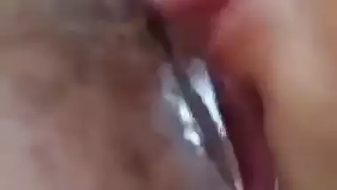 Wife getting pussy licked by husband friend
