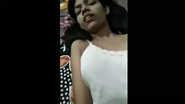 Desi indian girl has sex with her boyfriend on valentine’s day