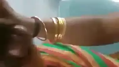 Indian tranny nude show in the train