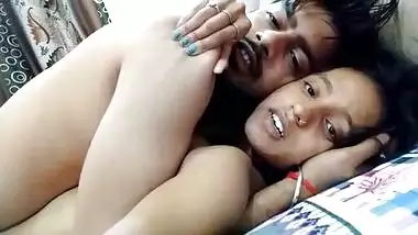 Desi Hindi XXX dick riding MMS video