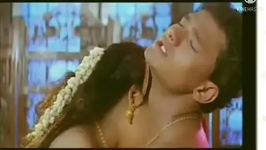 Aunty Enjoys Tamil Sex