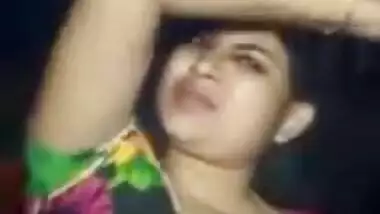 Mallu aunty nipple show nude porn video call