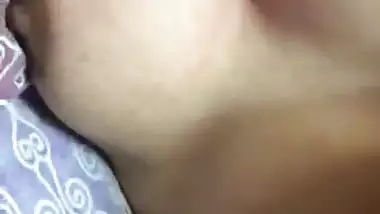 Indian Girl Boobs peeing milk