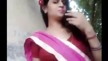 pune housewife aunty atashi roy sexy navel boobs expose