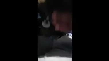 Daring Desi oral sex action while travelling on a bus