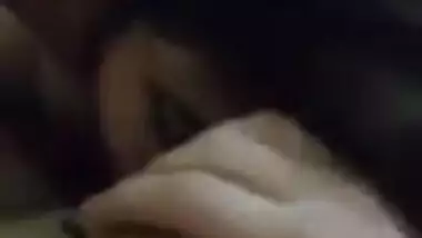 Indian Desi aunty giving a awesome blowjob