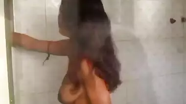 hot bath scene making vdo