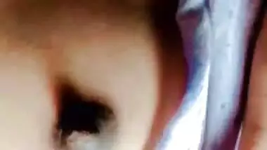 Sexy girlfriend boobs show viral selfie clip