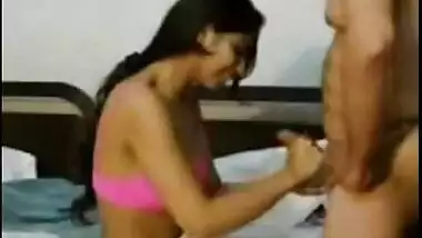 Gujarati maid blowjob in revealing deep cleavage in pink bra
