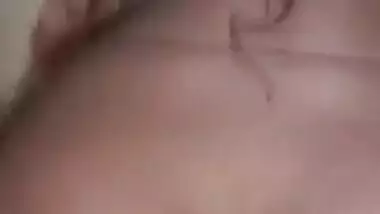 Bold wife ready to expose her face while sucking her life partner’s cock