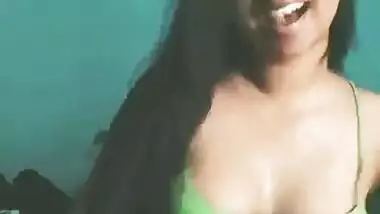 Sexy Girl boobs Visible