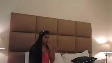 Girl waits for sex partner to arrange a XXX action in the Desi hotel
