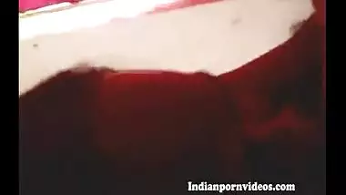 Tamil village bhabhi making her desi porn clip