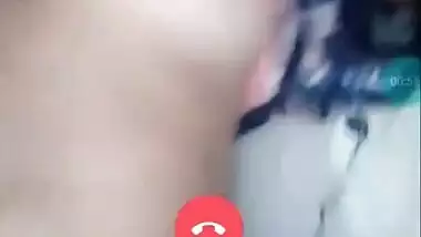 Pakistani girl showing her cute small boobs on VC