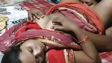 Anteysax busty indian porn at Hotindianporn.mobi