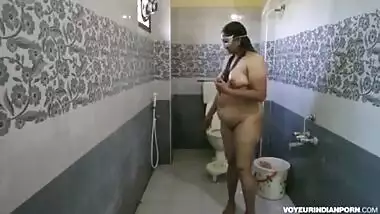 Bhabhi Dipinitta Filmed In Shower