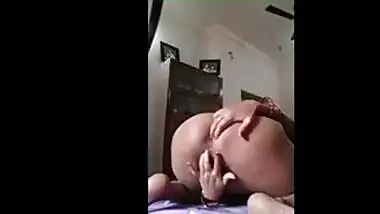 Indian Milf Fingering Her Pussy