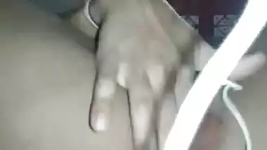 Desi cute village girl video cal fingering pussy